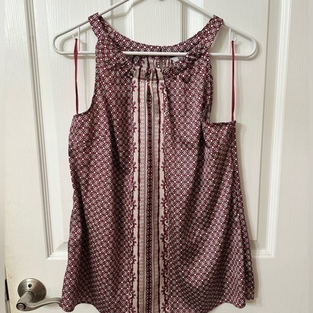 White House Black Market Top, size XL